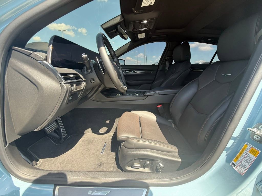 Certified 2025 Cadillac CT5 V w/ Technology Package AWD/4WD image 29