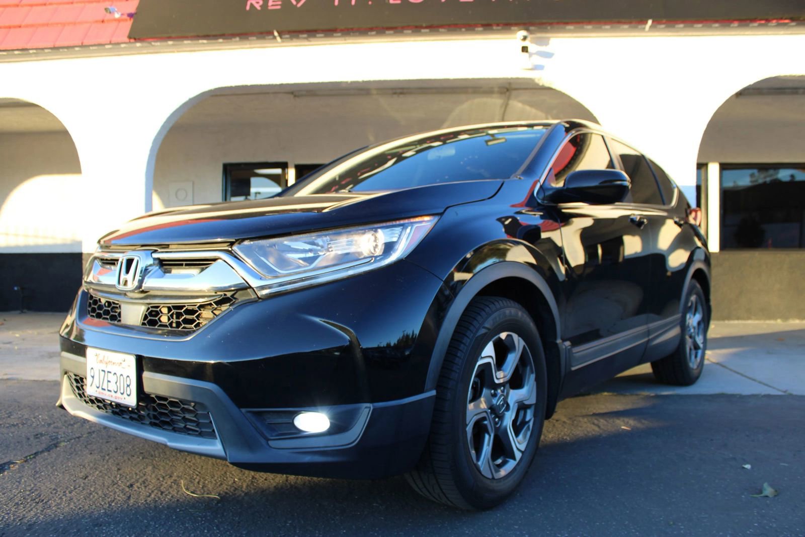 Used 2019 Honda CR-V EX image 3
