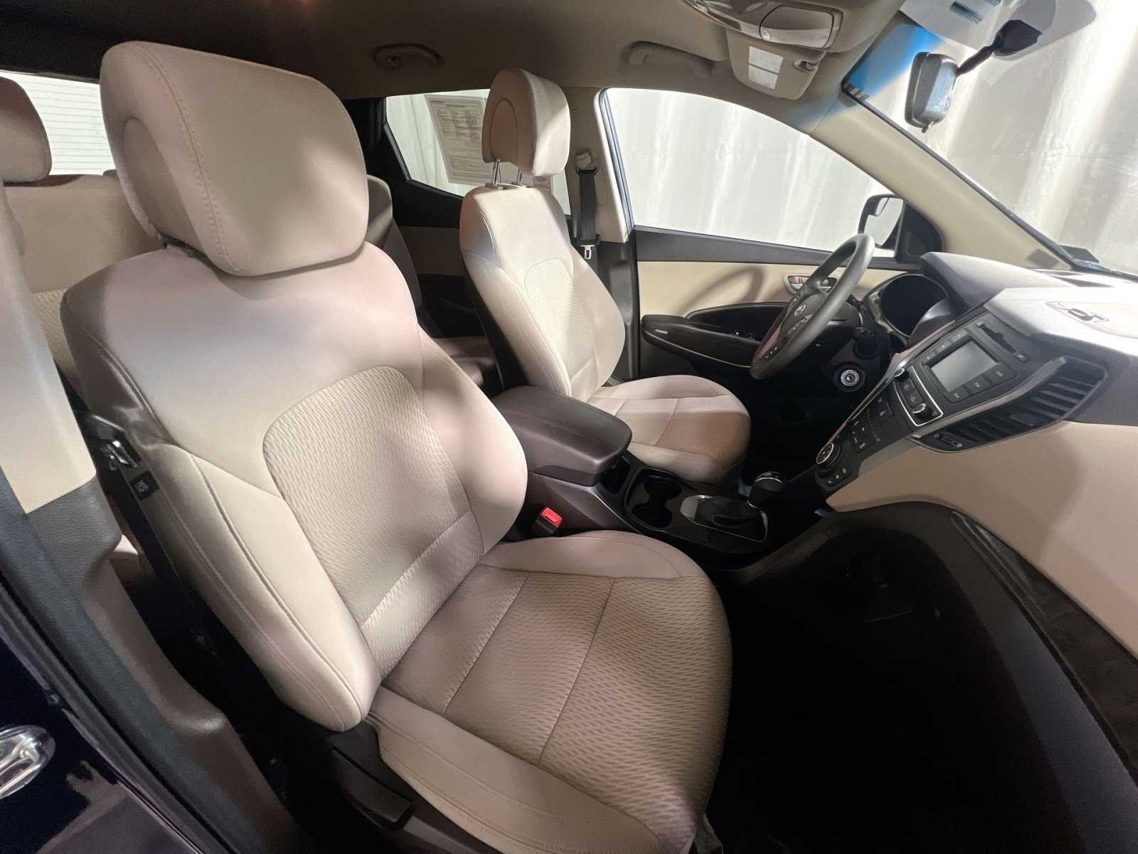 Used 2017 Hyundai Santa Fe Sport image 22