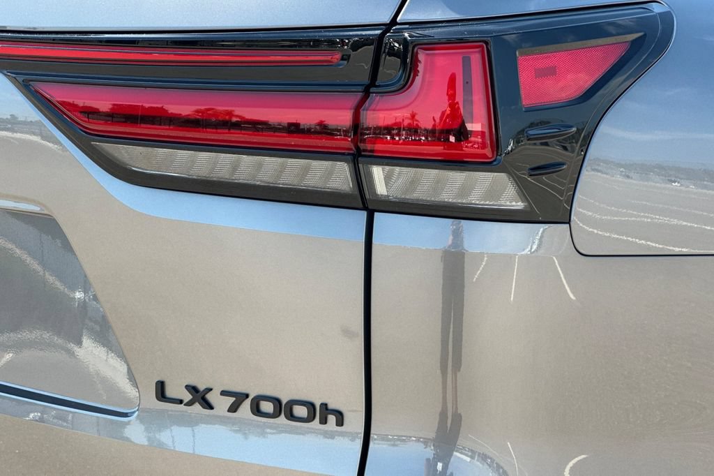 New 2026 Lexus LX 700h Luxury w/ Appearance Package AWD/4WD image 27