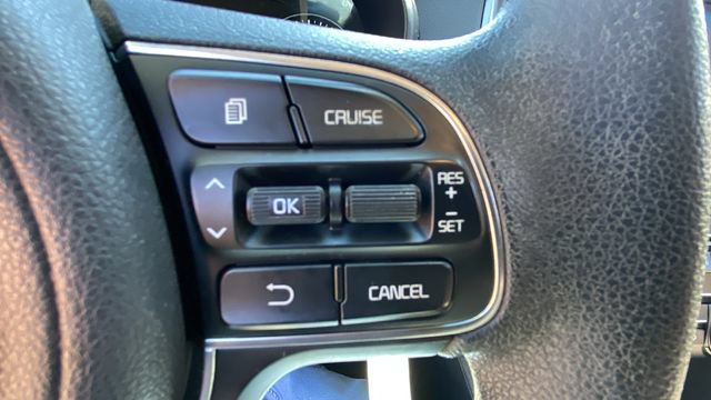 Used 2018 Kia Optima LX w/ 17" Alloy Wheels Package FWD image 21