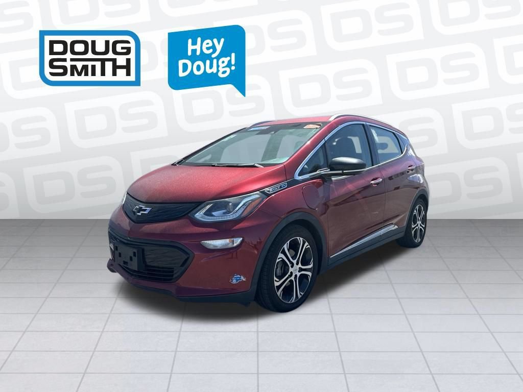 Used 2020 Chevrolet Bolt Premier w/ Infotainment Package FWD image 3