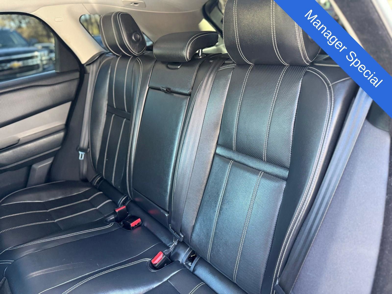 Used 2020 Land Rover Range Rover Velar S image 33