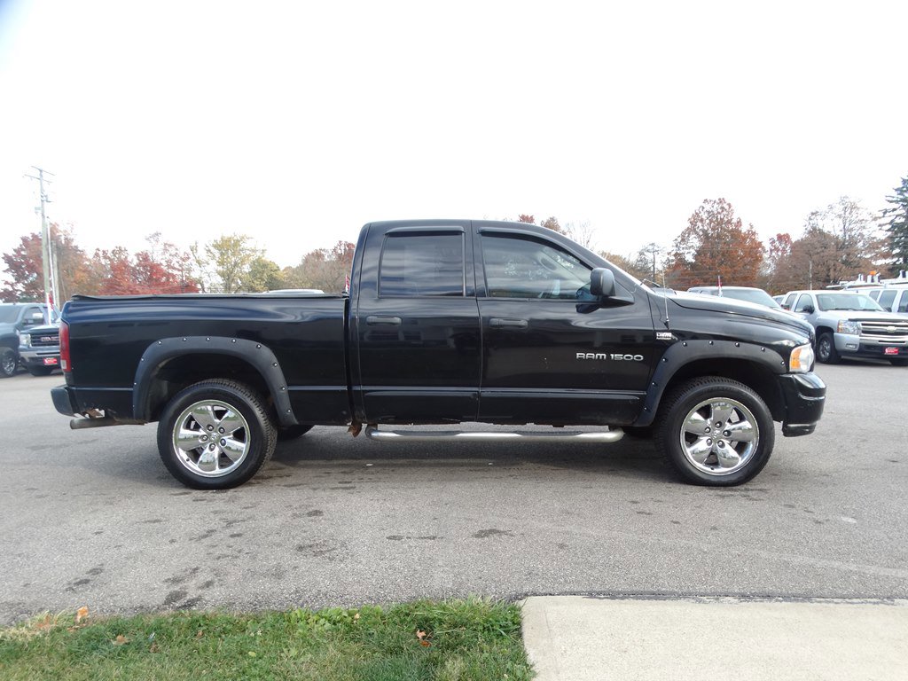Used 2004 Dodge Ram 1500 Truck SLT w/ Quad Cab Value Group image 5