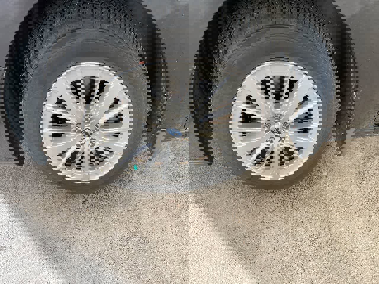 Used 2017 Subaru Impreza 2.0i Premium image 10