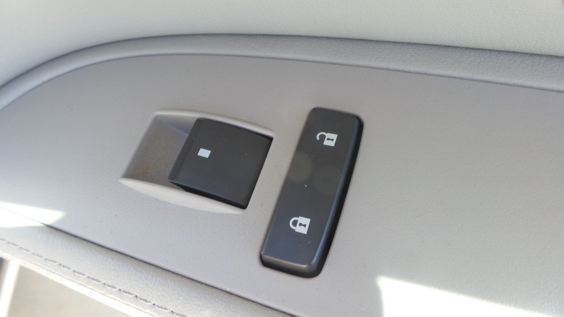 Used 2008 Buick Lucerne CX w/ Driver Confidence Package FWD image 31