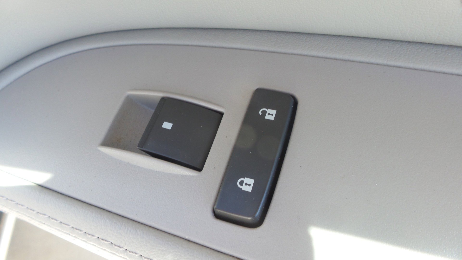 Used 2008 Buick Lucerne CX w/ Driver Confidence Package image 31