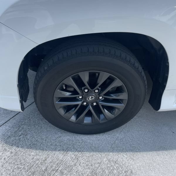 Used 2022 Lexus GX 460 Premium AWD/4WD image 10