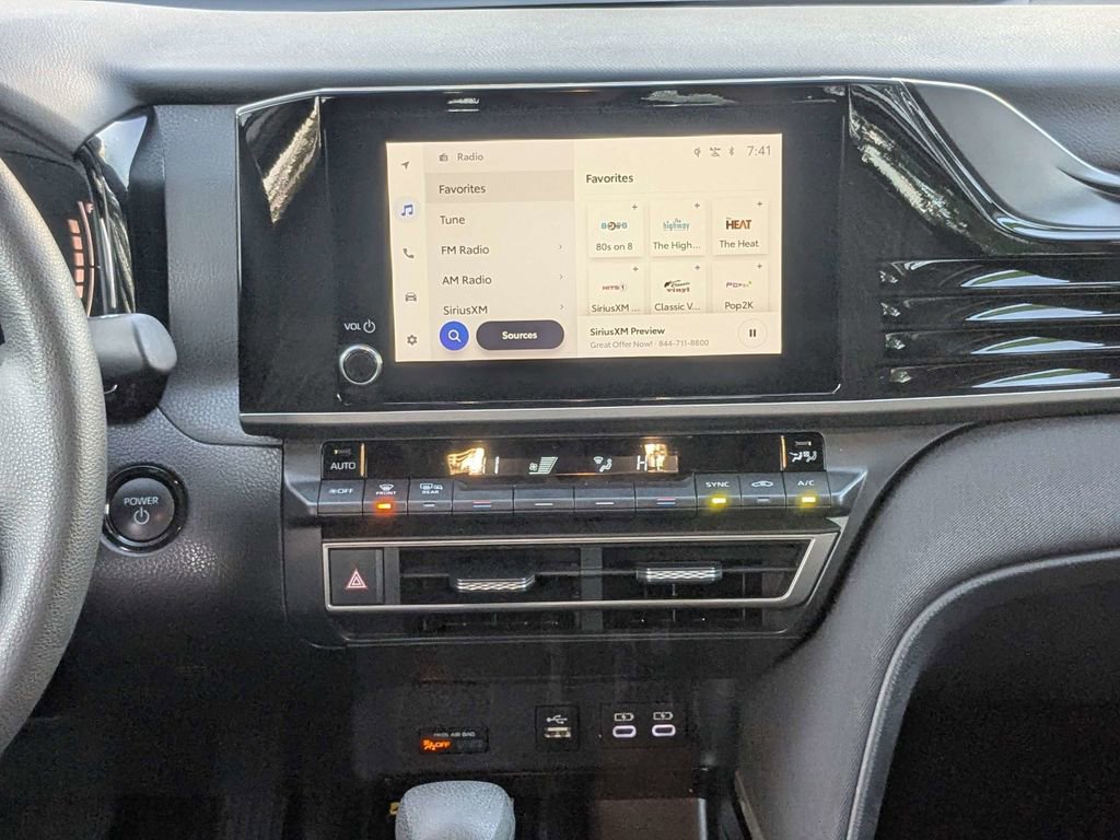 Used 2025 Toyota Camry LE image 17