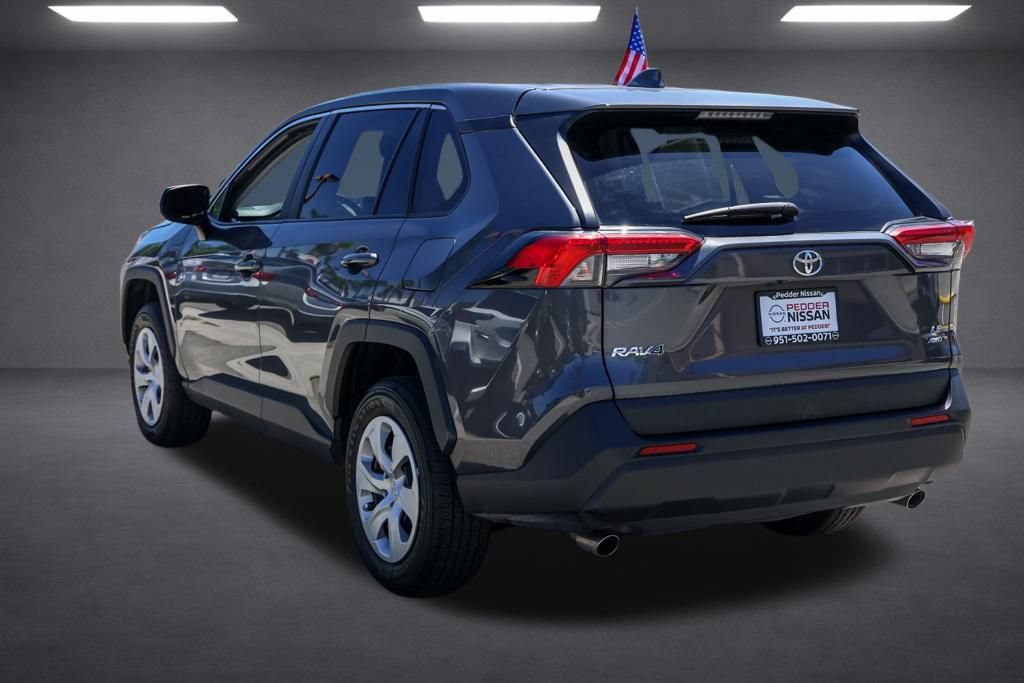 Used 2025 Toyota RAV4 LE AWD/4WD image 6
