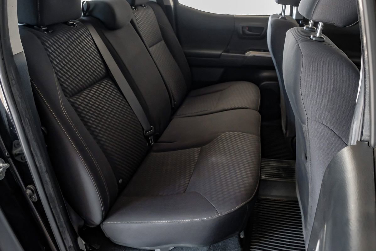 Used 2023 Toyota Tacoma SR5 w/ Trail Edition image 33