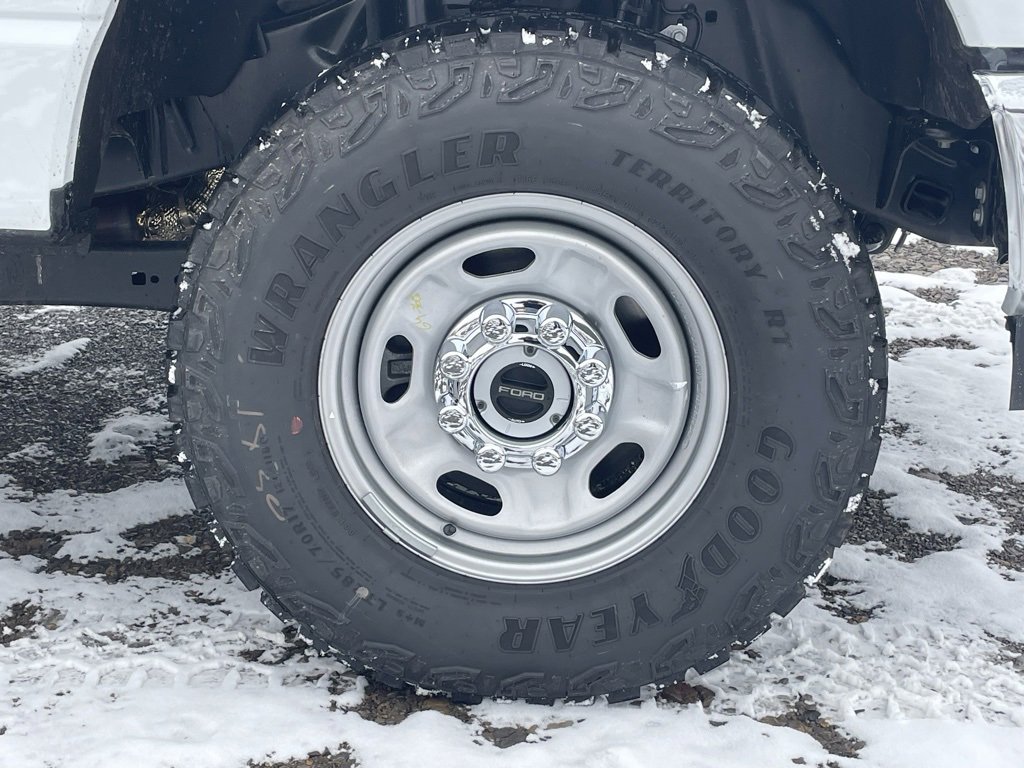 New 2025 Ford F350 XL w/ XL Off-Road Package image 10