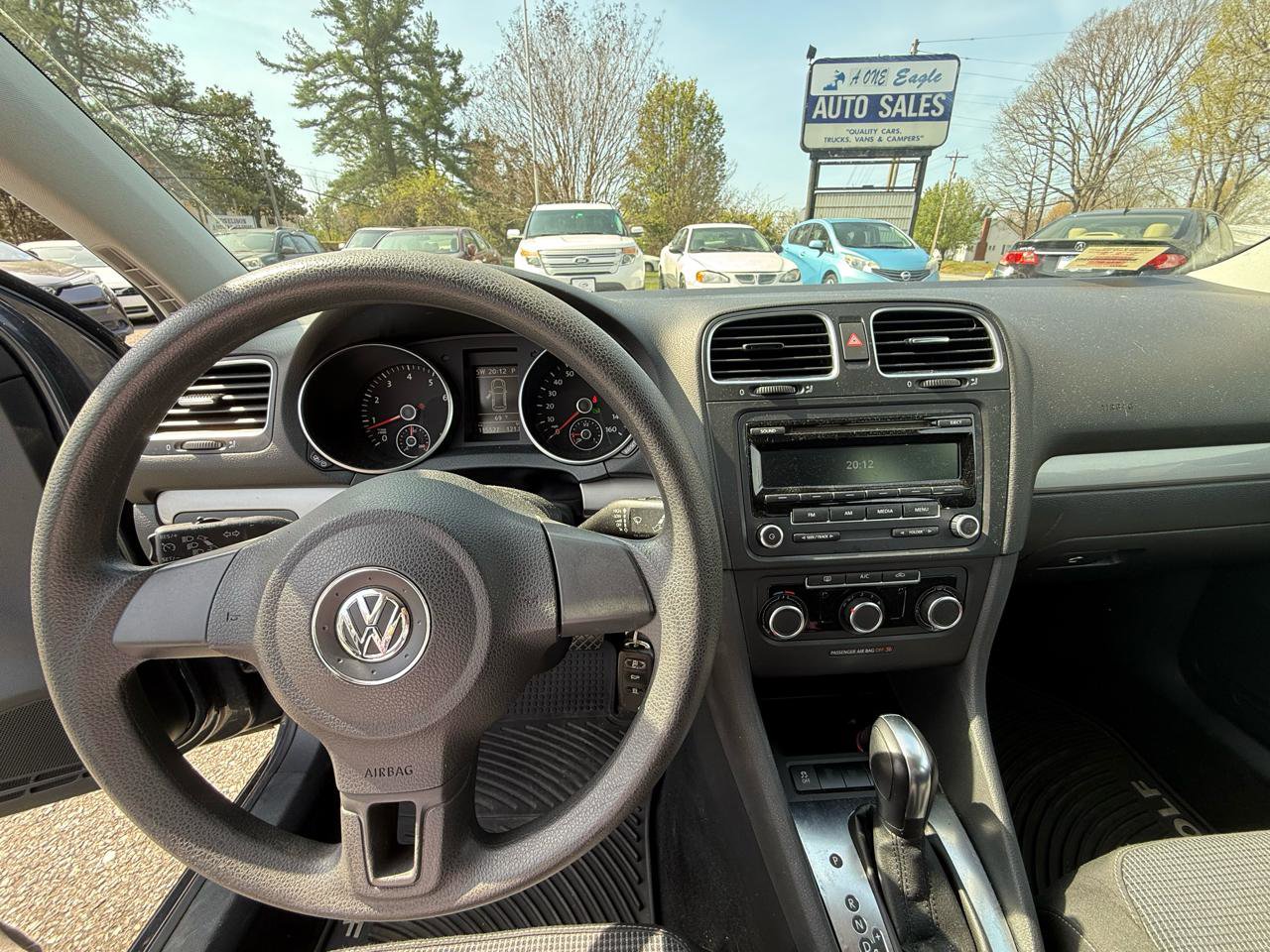 Used 2013 Volkswagen Golf 4-Door image 17