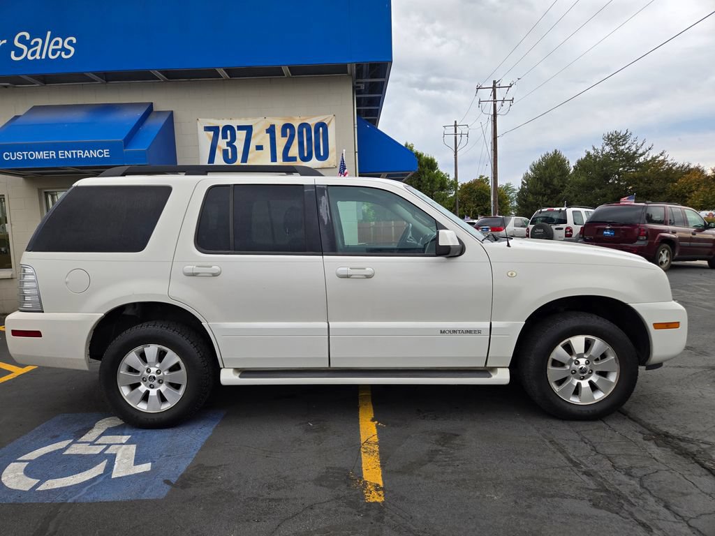 Used 2008 Mercury Mountaineer AWD image 2