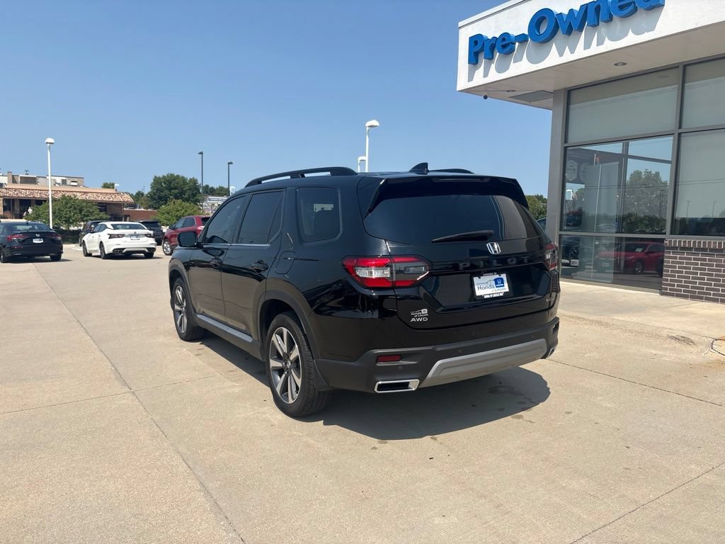 Certified 2023 Honda Pilot Touring image 7
