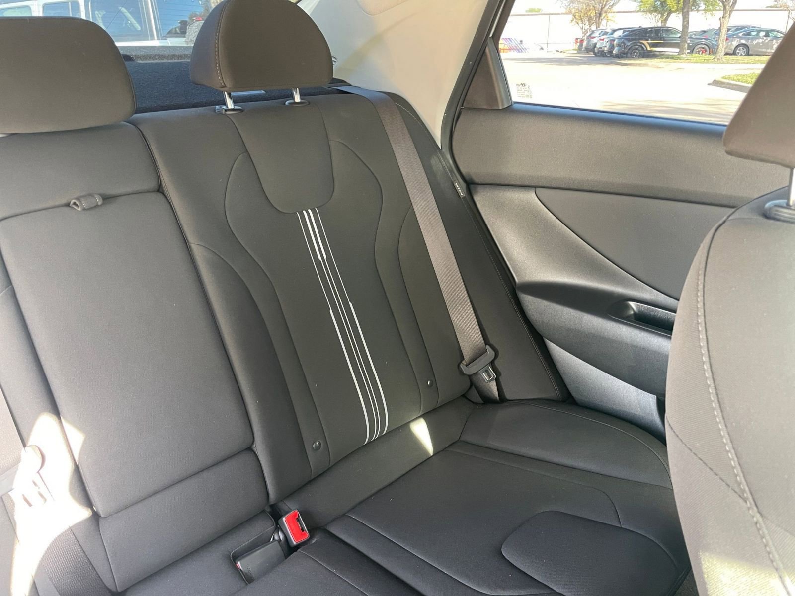 Used 2025 Hyundai Elantra SEL image 41