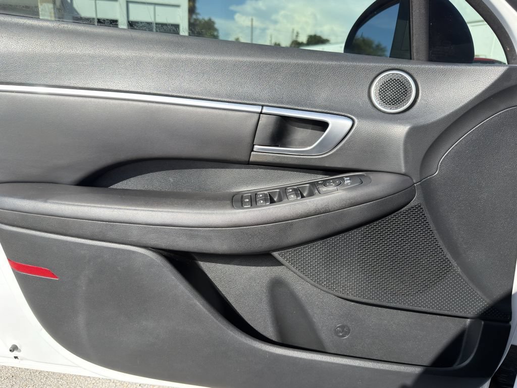 Used 2022 Hyundai Sonata SEL w/ Preferred Accessory Package FWD image 22