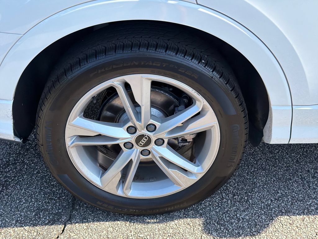 Used 2021 Audi Q3 2.0T Premium w/ Convenience Package AWD/4WD image 17