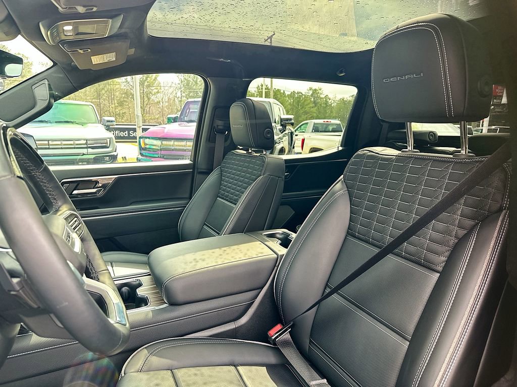 Used 2025 GMC Sierra EV Denali image 8