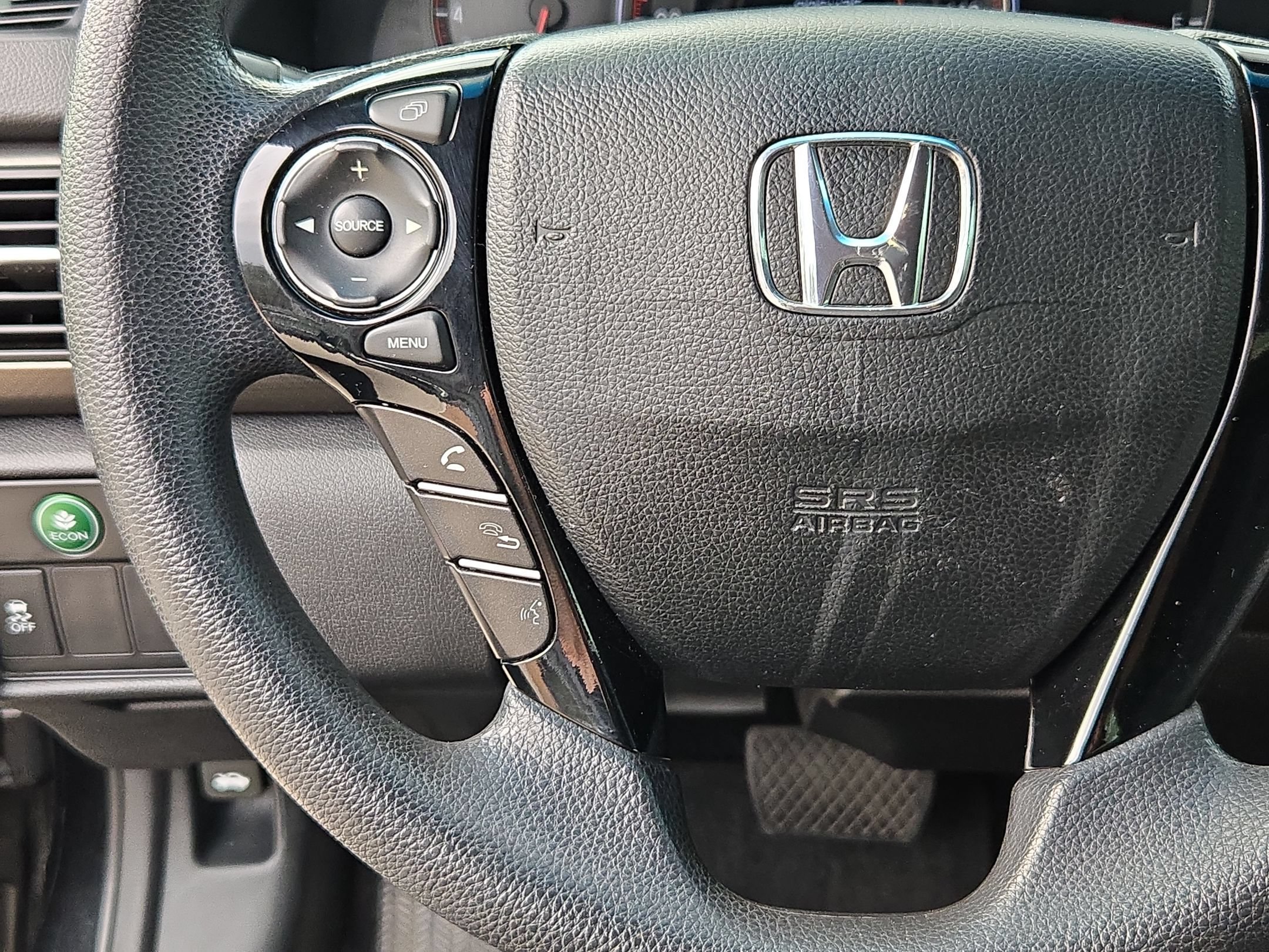 Used 2017 Honda Accord EX image 21