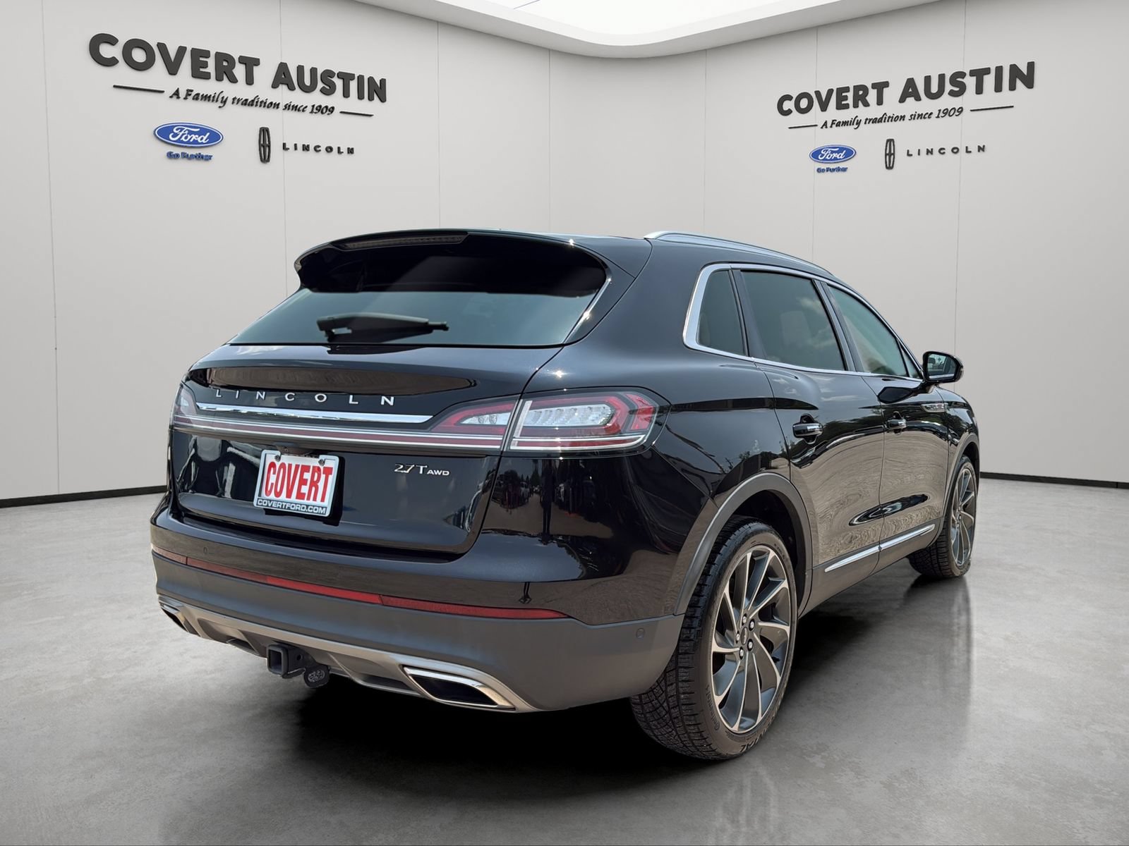 Certified 2020 Lincoln Nautilus Reserve w/ Equipment Group 202A AWD/4WD image 5