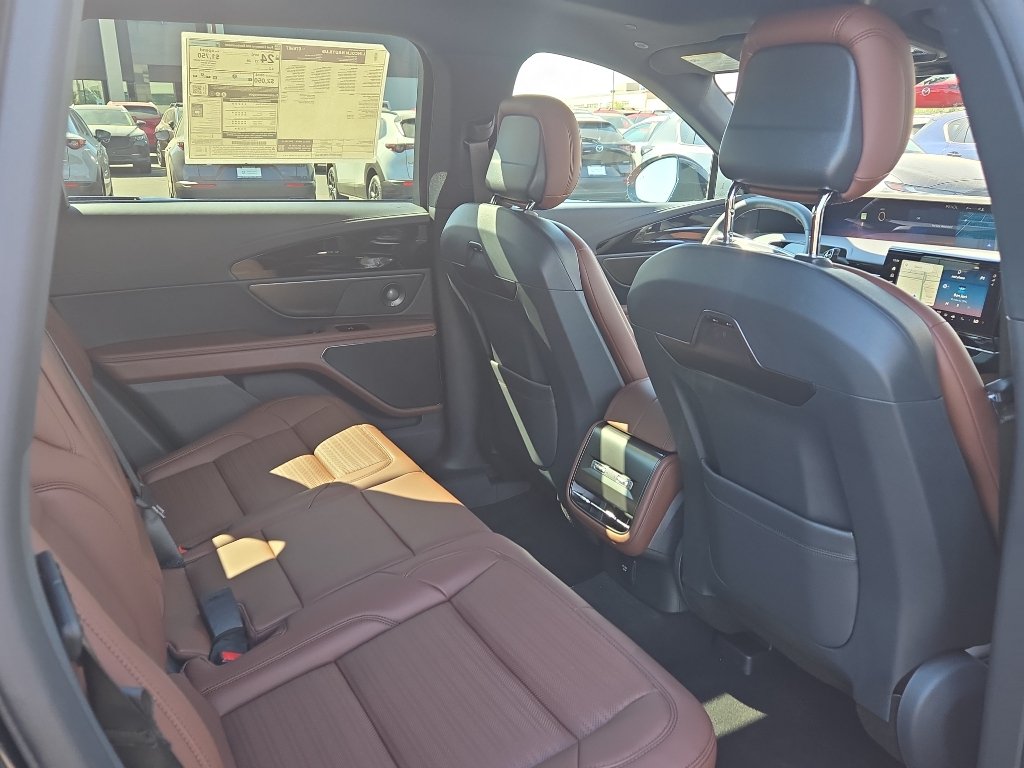 New 2026 Lincoln Nautilus Reserve w/ Jet Appearance Package AWD/4WD image 17