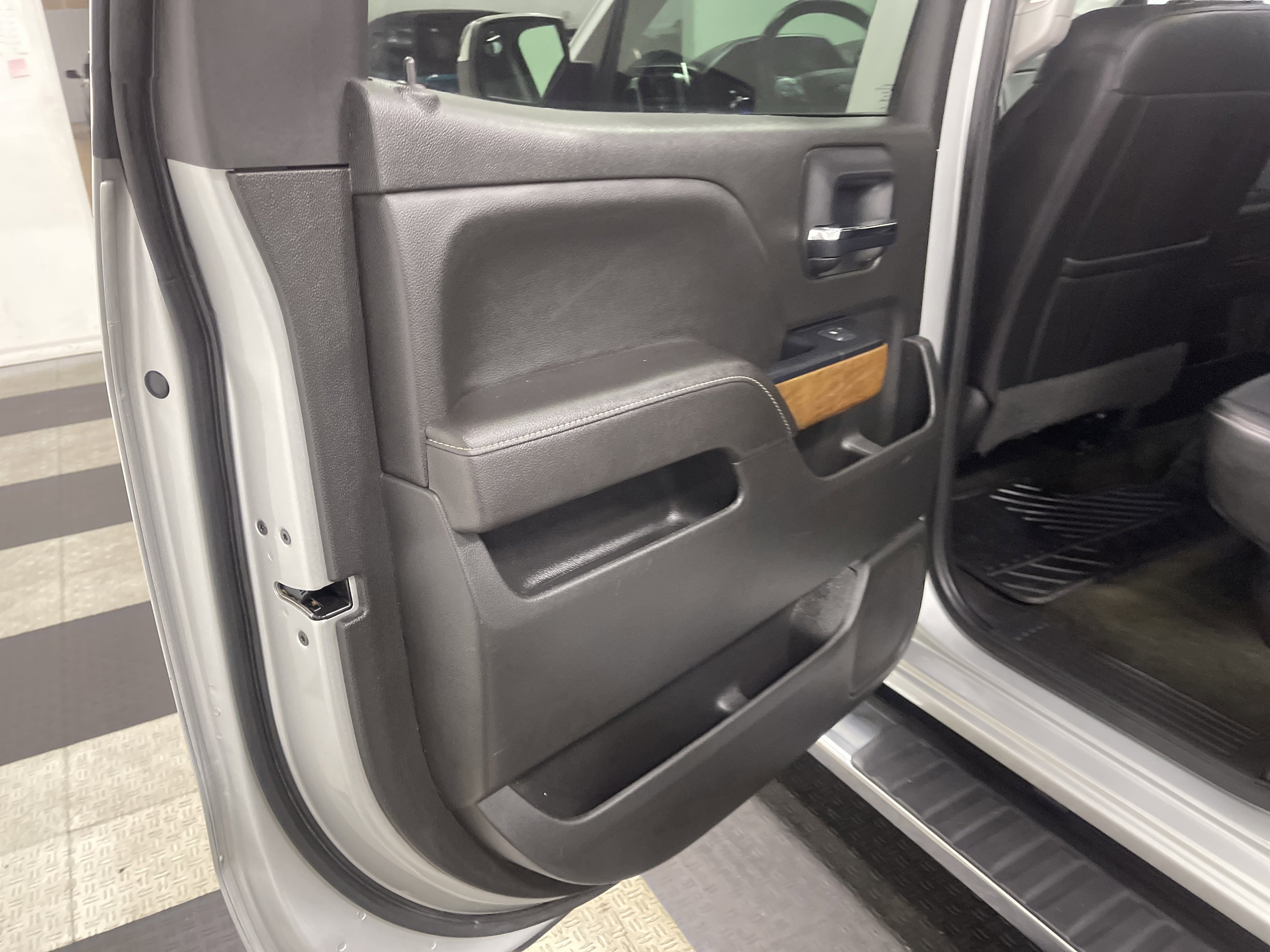 Used 2017 Chevrolet Silverado 1500 LTZ w/ Sport Package image 15