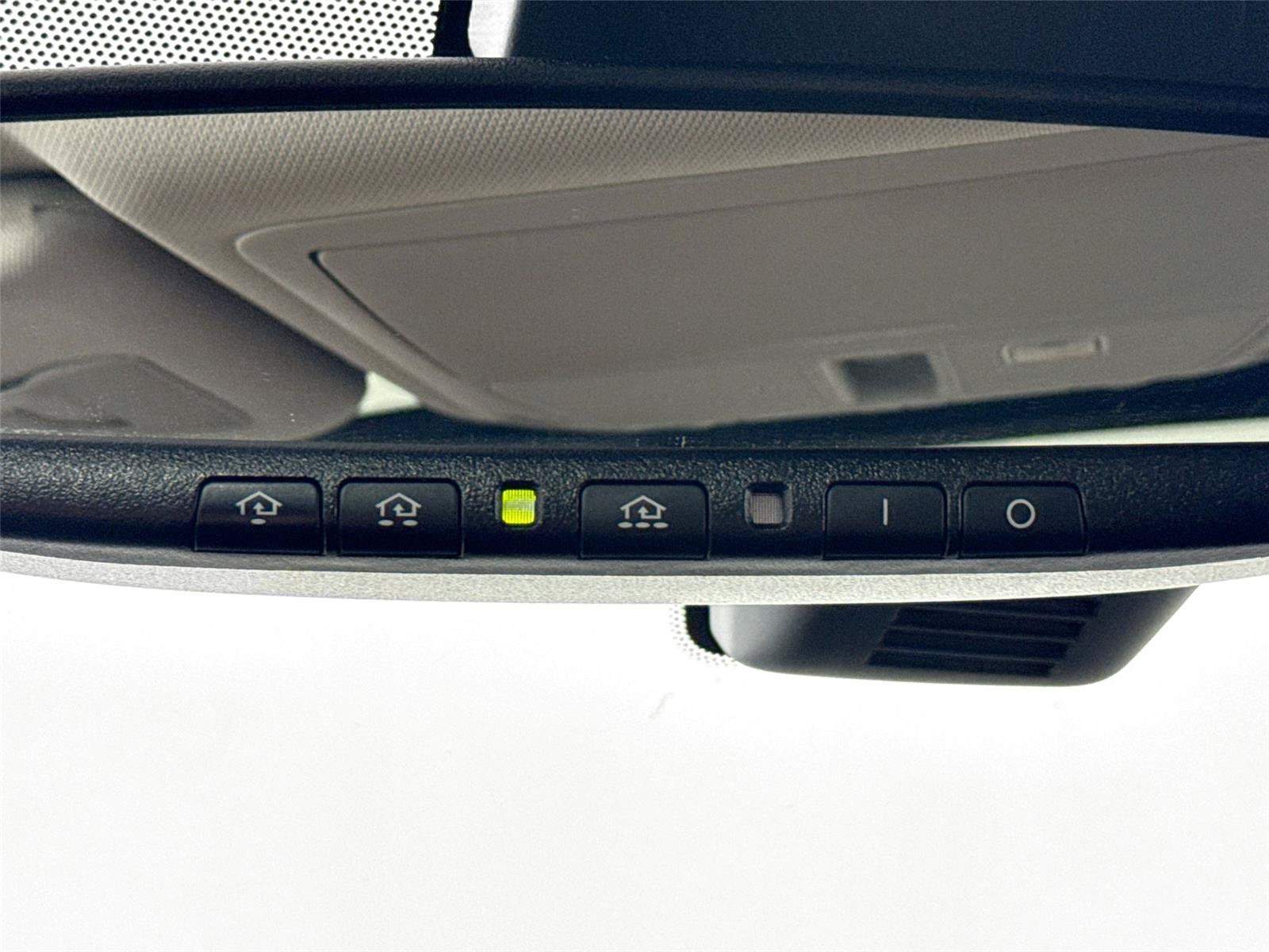Used 2018 Nissan Rogue SL w/ Premium Package FWD image 22