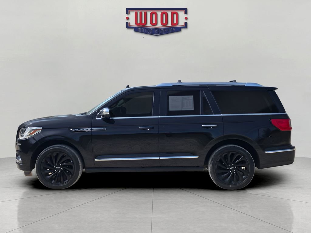 Used 2021 Lincoln Navigator Black Label w/ Cargo Convenience Package image 4