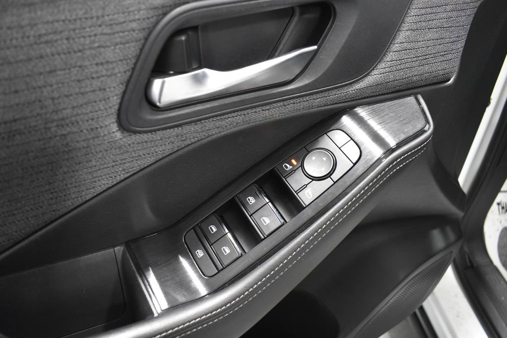 Certified 2023 Nissan Rogue SV image 15