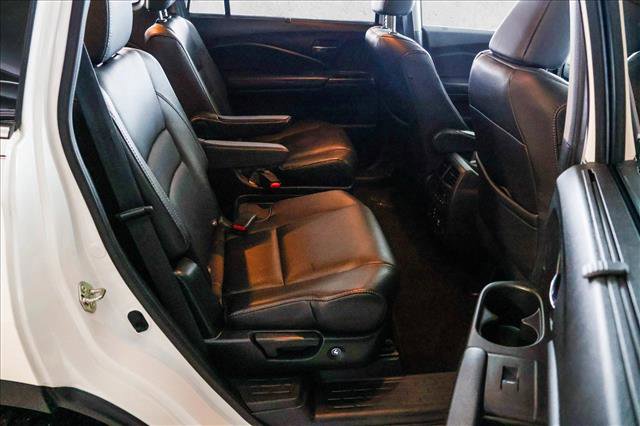 Used 2017 Honda Pilot Elite image 27