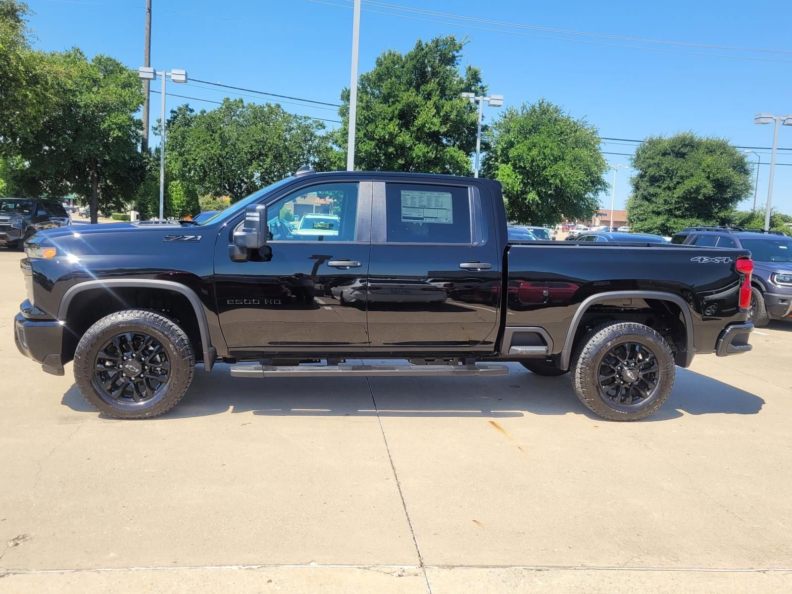 New 2026 Chevrolet Silverado 2500 Custom w/ Custom Value Package AWD/4WD image 2