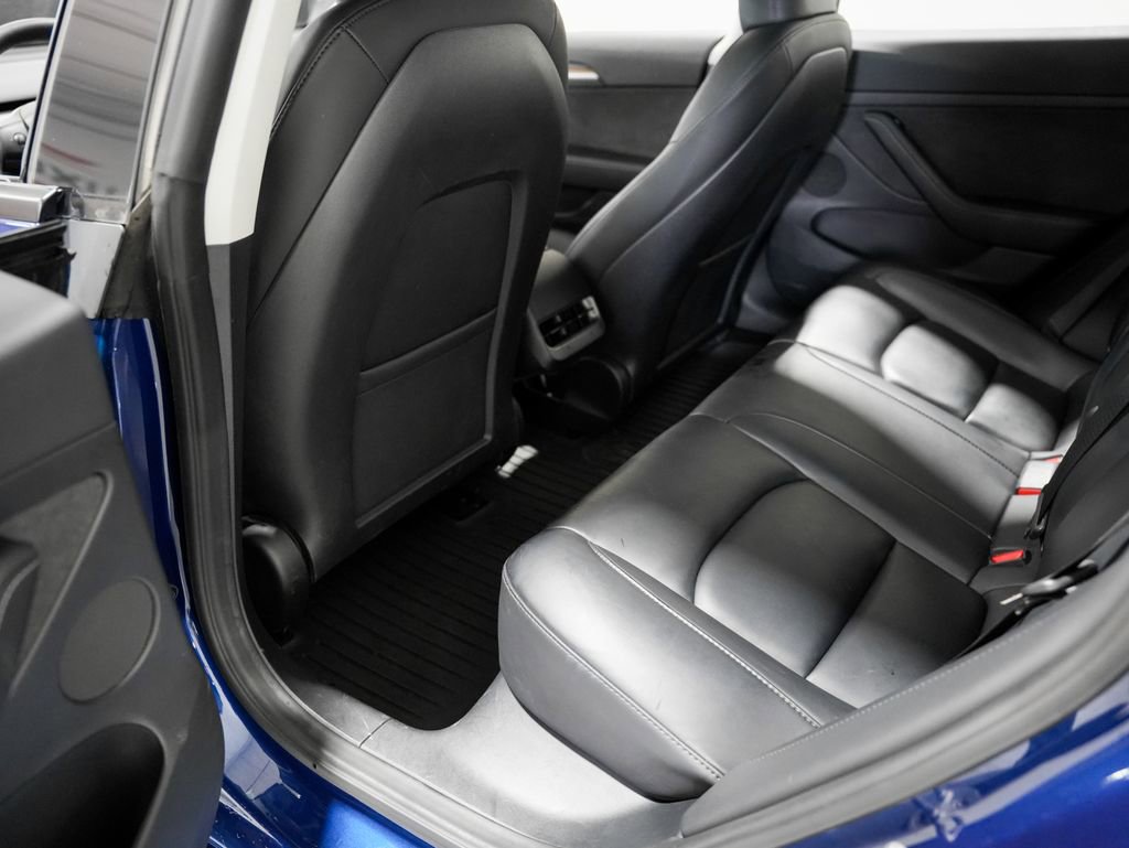Used 2023 Tesla Model 3 Performance image 29
