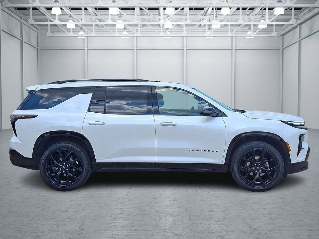 Certified 2024 Chevrolet Traverse RS AWD/4WD image 9
