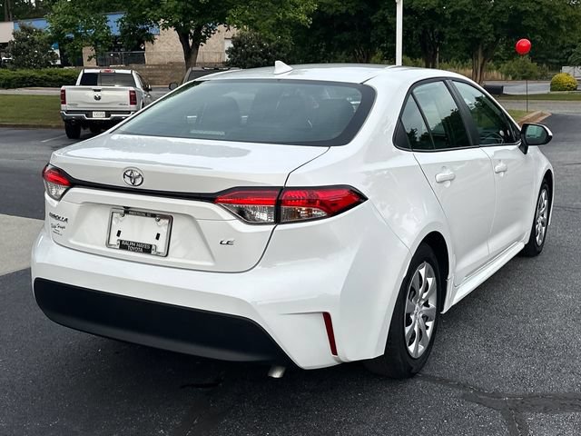 Used 2025 Toyota Corolla LE FWD image 3