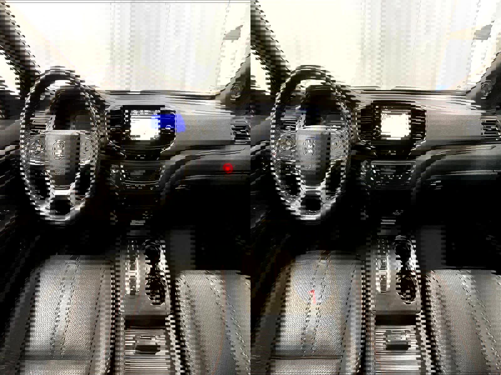 Used 2022 Honda Passport TrailSport image 21