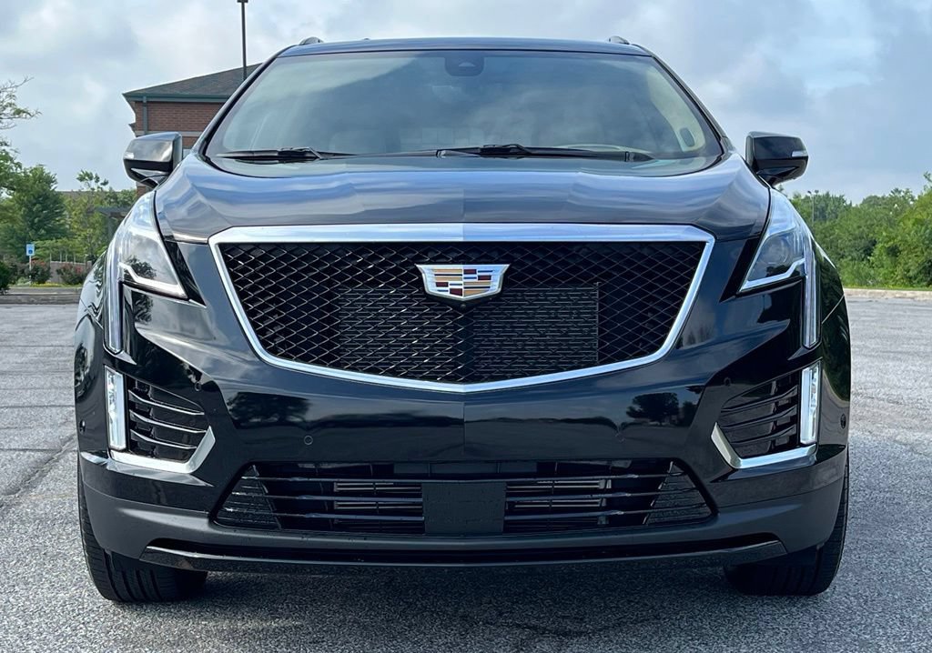 Used 2020 Cadillac XT5 Sportv w/ Platinum Package AWD/4WD image 2