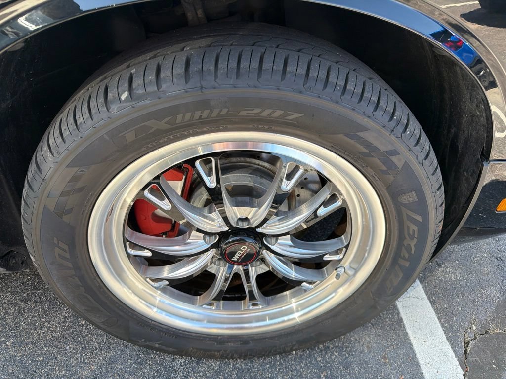 Used 2013 Dodge Challenger R/T Plus RWD image 10