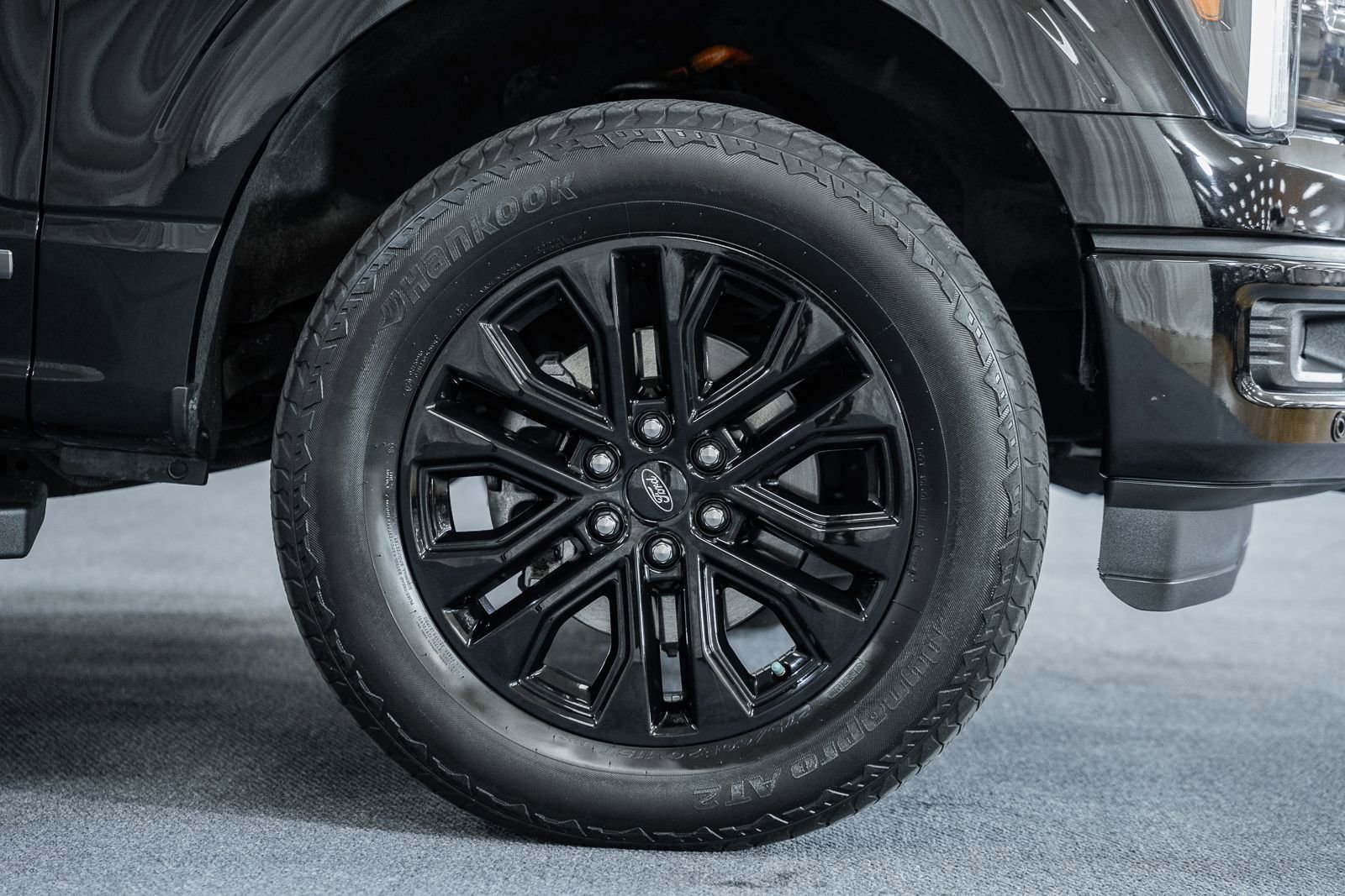 Certified 2025 Ford F150 Lariat w/ Equipment Group 502A High image 19