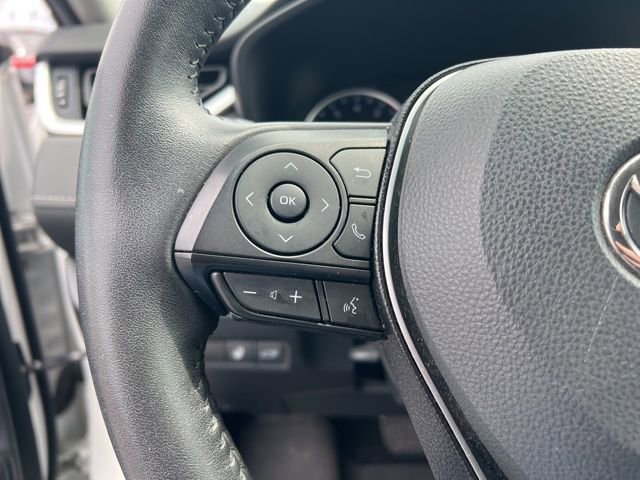 Used 2020 Toyota RAV4 XLE w/ Convenience Package image 14