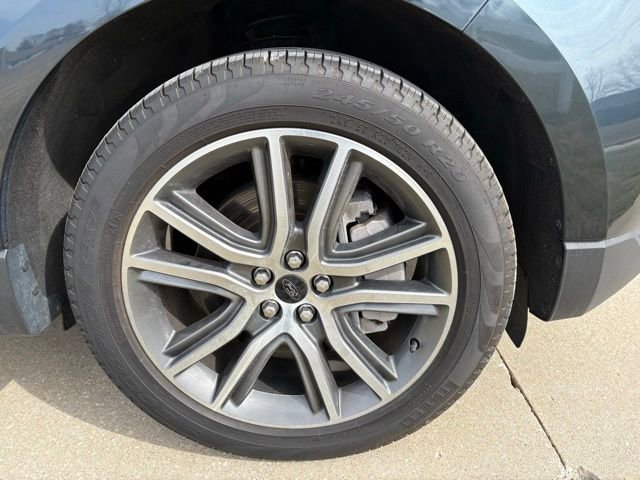 Used 2024 Ford Edge Titanium image 8