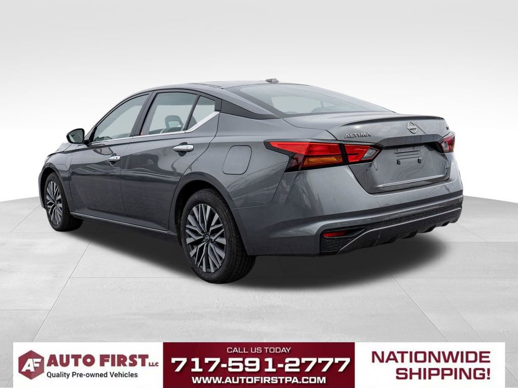 Used 2024 Nissan Altima 2.5 SV image 5