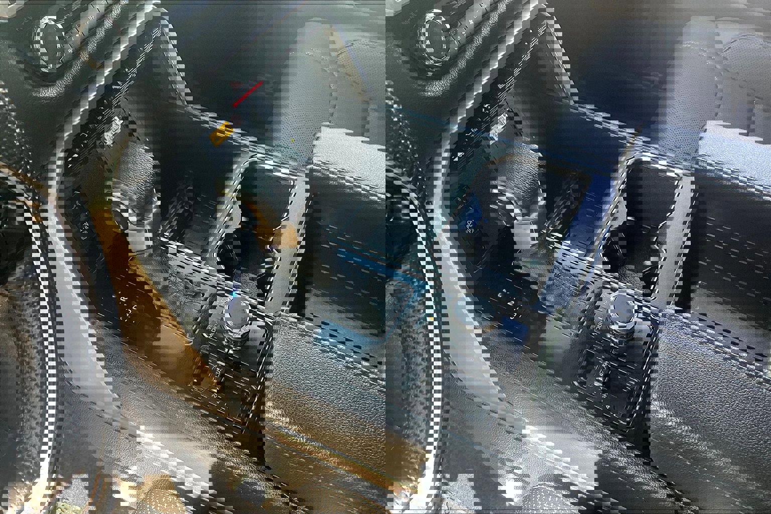 Used 2024 Toyota Tundra Limited image 22