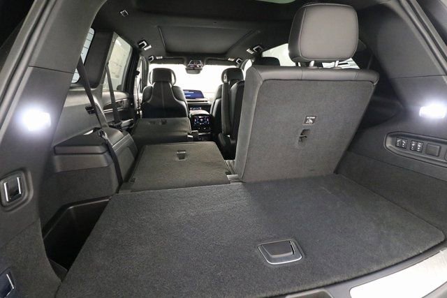 New 2026 Cadillac Vistiq Sport image 24