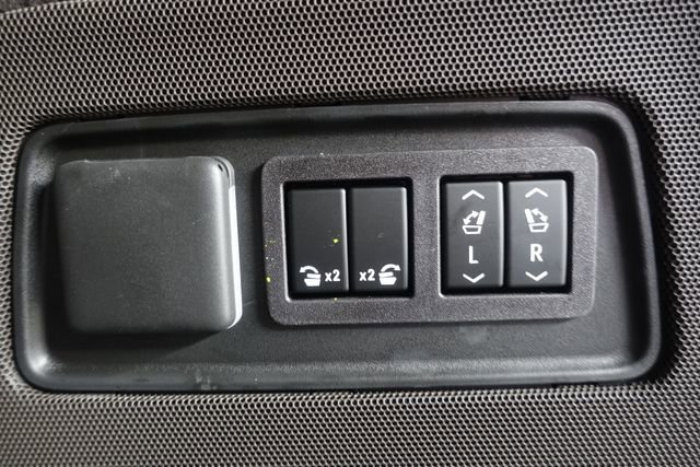 New 2026 Cadillac Escalade ESV Luxury w/ LPO, Radiant Package image 24