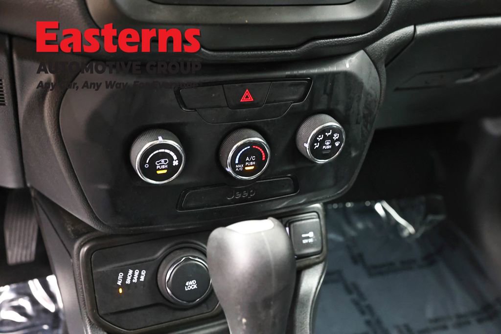 Used 2020 Jeep Renegade Sport AWD/4WD image 19