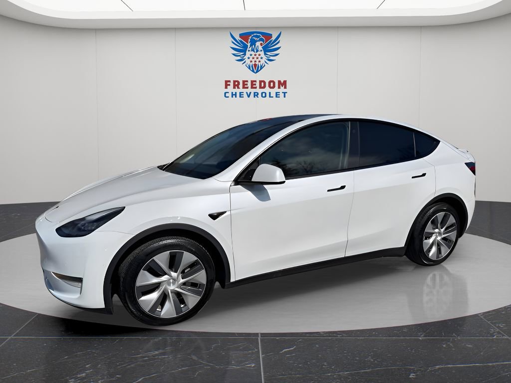 Used 2021 Tesla Model Y Long Range image 2