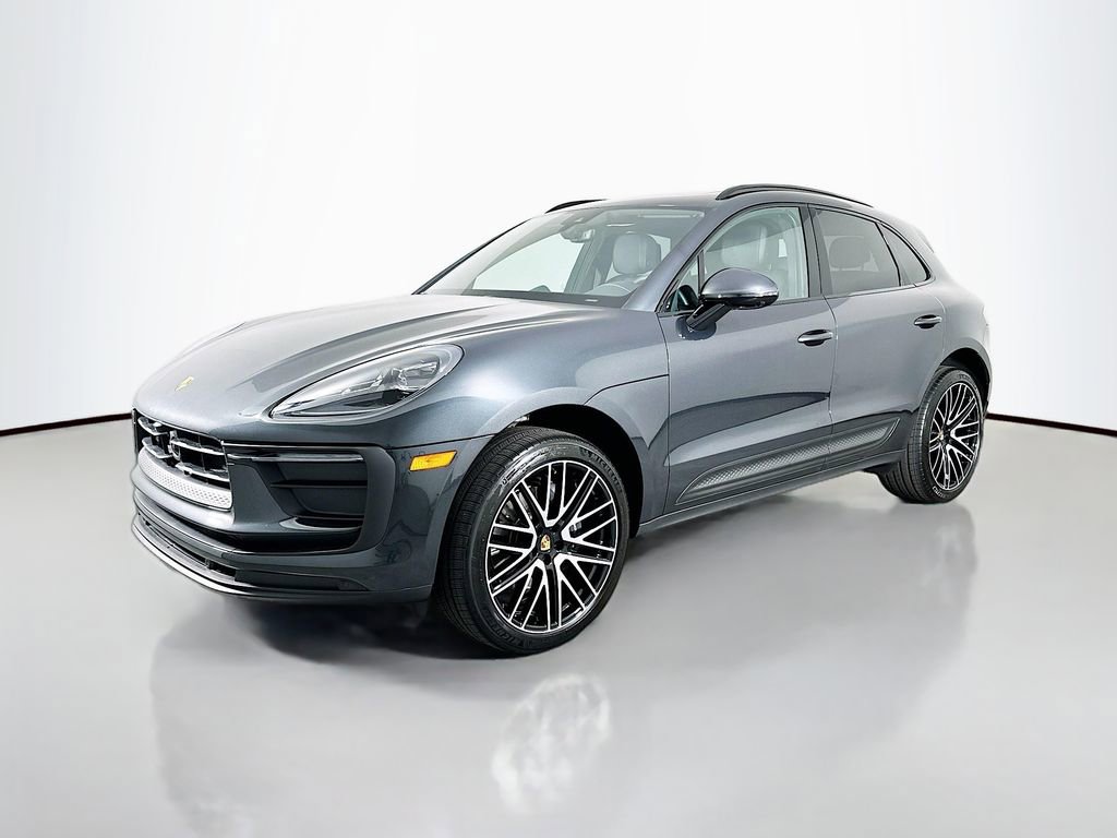 Certified 2026 Porsche Macan AWD/4WD image 1