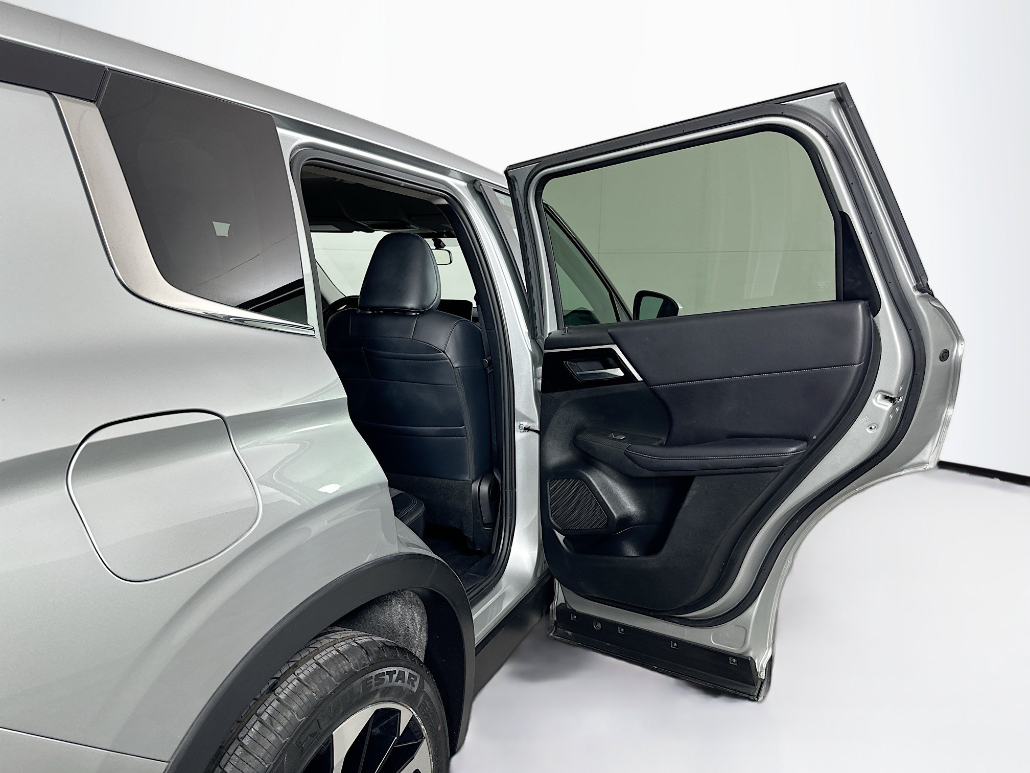 Used 2024 Mitsubishi Outlander SE AWD/4WD image 31