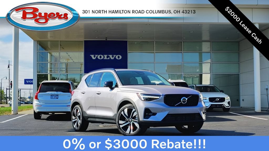 New 2026 Volvo XC40 B5 Ultra w/ Climate Package